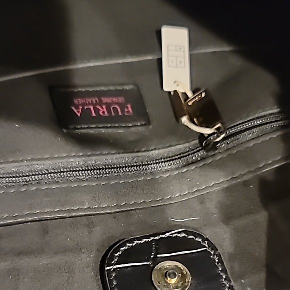 Furla Black Leather Crocodile Embossed Handbag - Picture 4 of 11